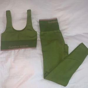 Green outdoor voices workout set